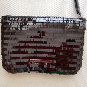 BCBG wristlet black